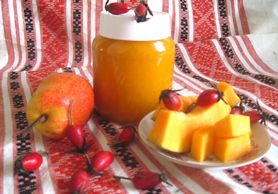 Рецепти:  Смачне домашнє варення з груш та гарбуза