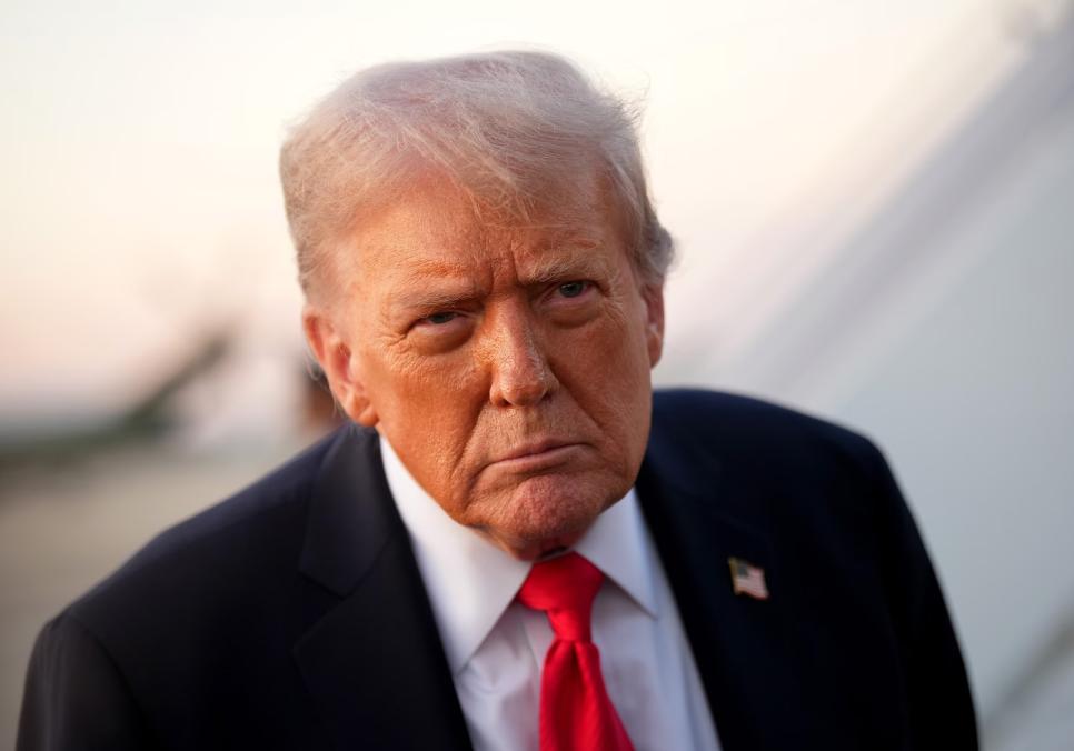 Дональд Трамп розкритикував Тома Генкса через скасування нагороди у Вест-Пойнті