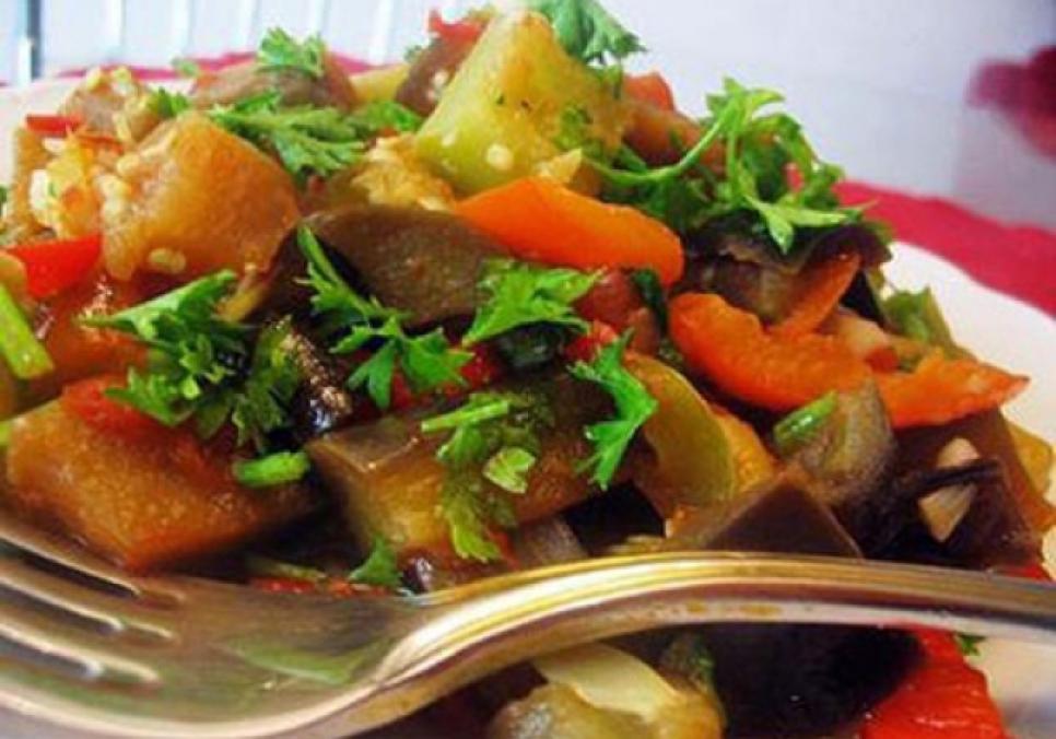 Рецепти:   Смачне поживне овочеве соте