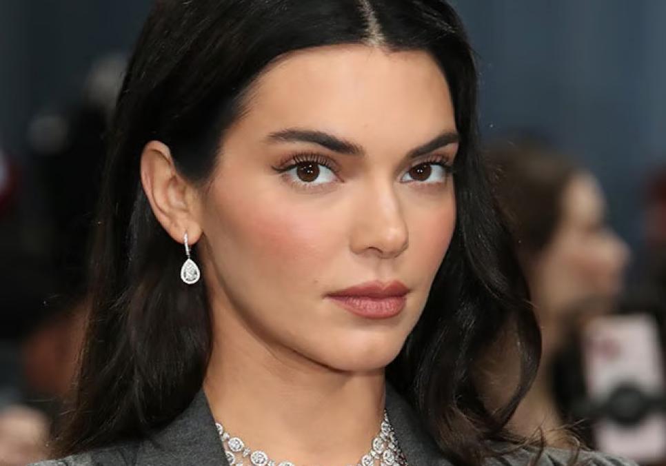 Кендалл Дженнер — обличчя нової колекції L’Oréal x Mugler