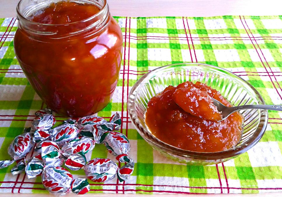 Рецепти:   Смачне домашнє яблучне повидло  «Барбариска»