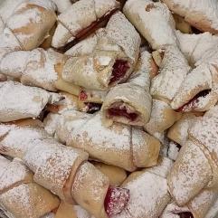 Рецепти:  Рогалики з яблучно-грушевою начинкою